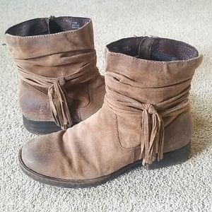 Tan suede Born ankle boots